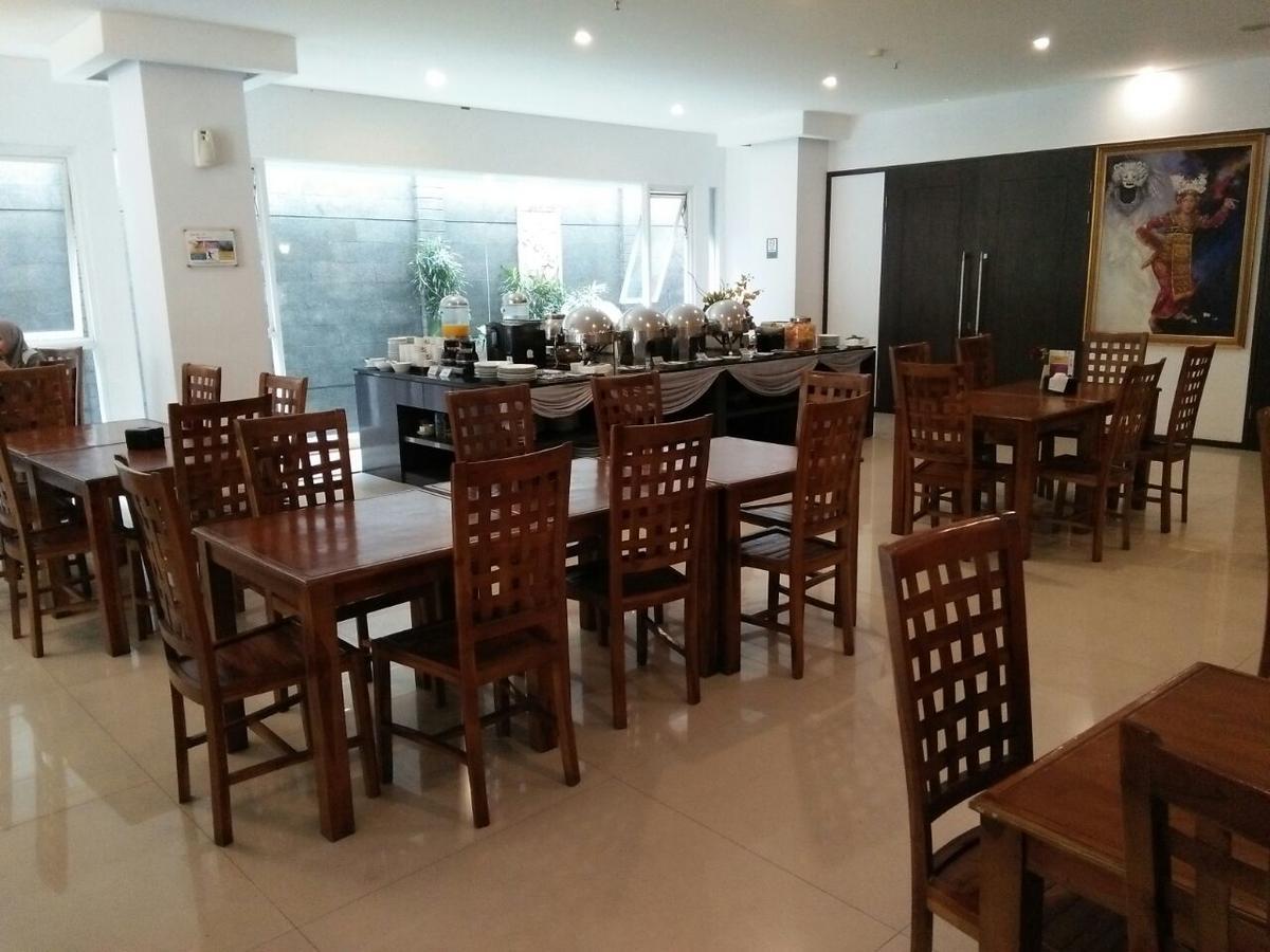 Kembang Hotel Cihampelas บันดุง ภายนอก รูปภาพ
